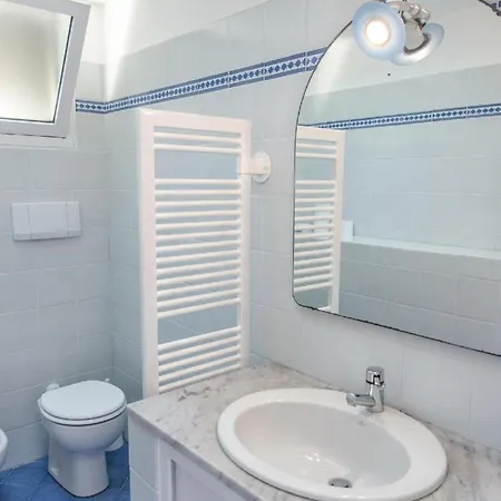 Apartamento Ferienwohnung Mit Terrasse Direkt Am Meer Cipressa