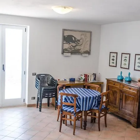 Ferienwohnung Mit Terrasse Direkt Am Meer * Cipressa